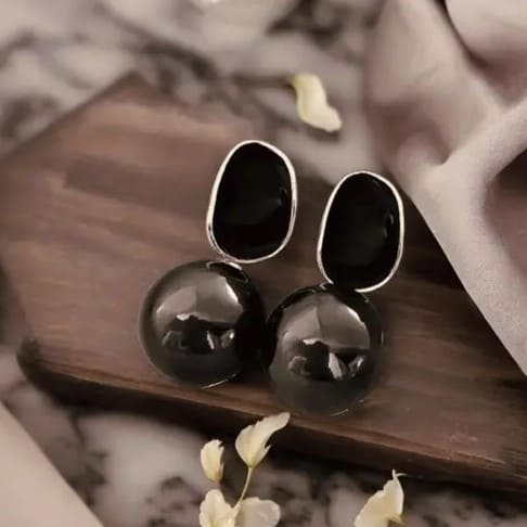 Korean Black Drop Earrings