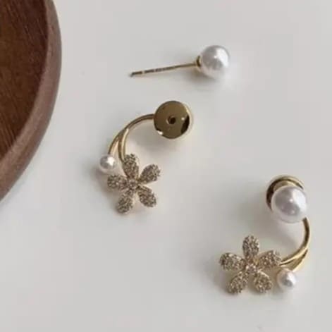 Korean Shiny Flower Stud Earrings