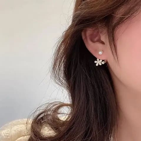 Korean Shiny Flower Stud Earrings