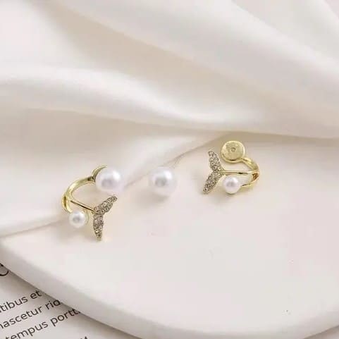 Korean Fish Tail Stud Earrings