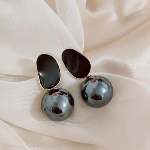 Korean Black Drop Earrings